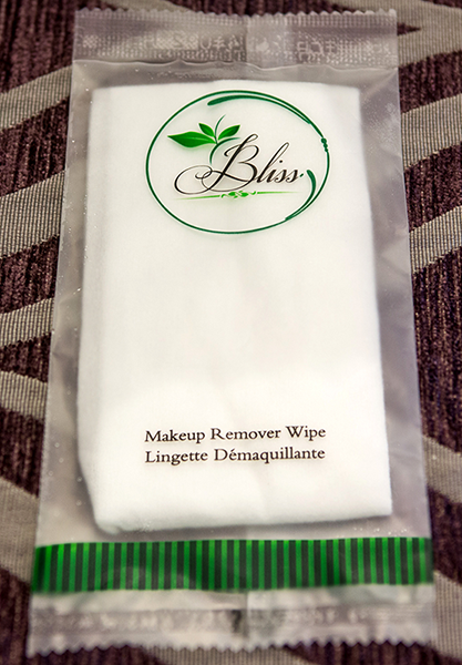 Bliss Make-up Remover Wipes Pouch